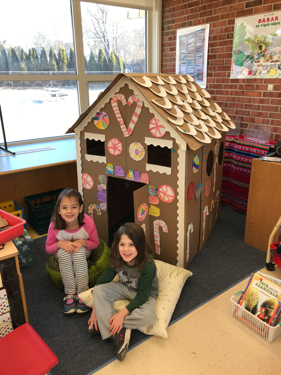 Makedo cardboard gingerbread house creative construction kindergarten