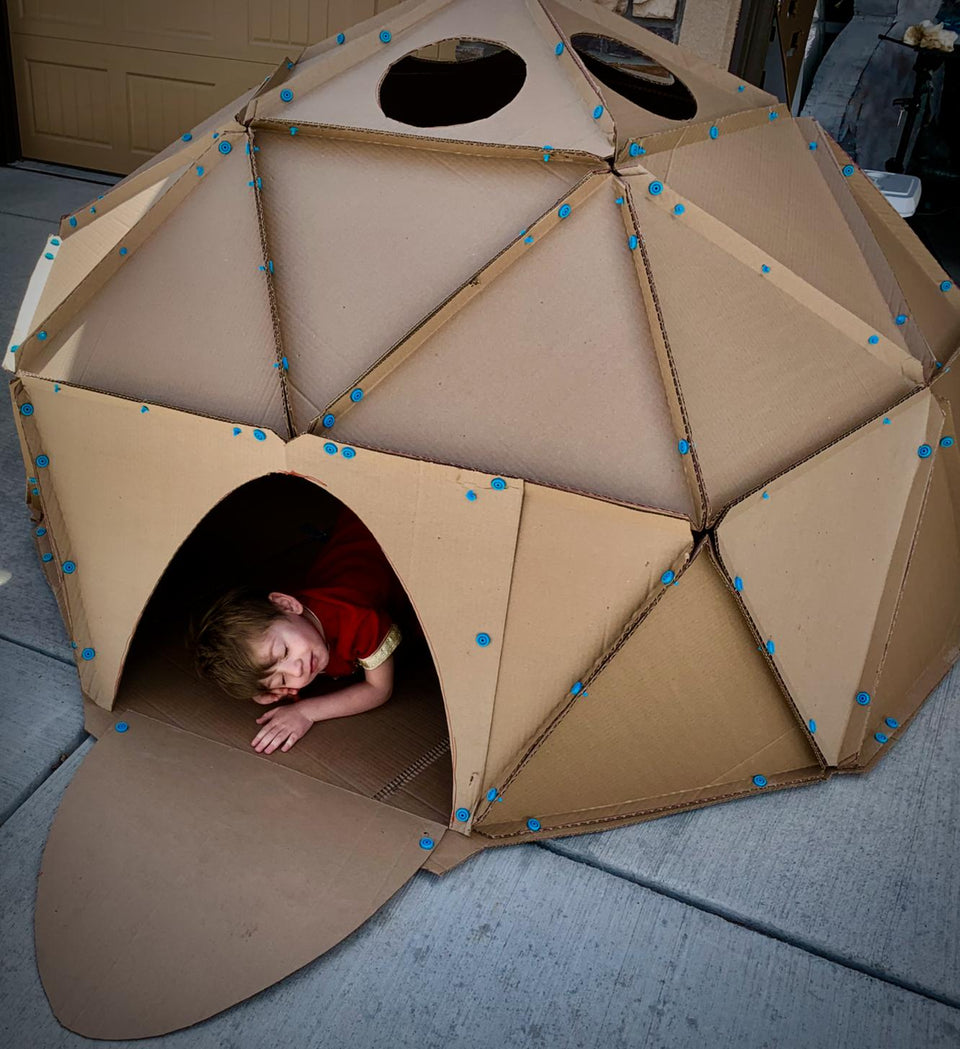 Kevin Honeycutt makes a geodesic dome Makedo's cardboard construction system